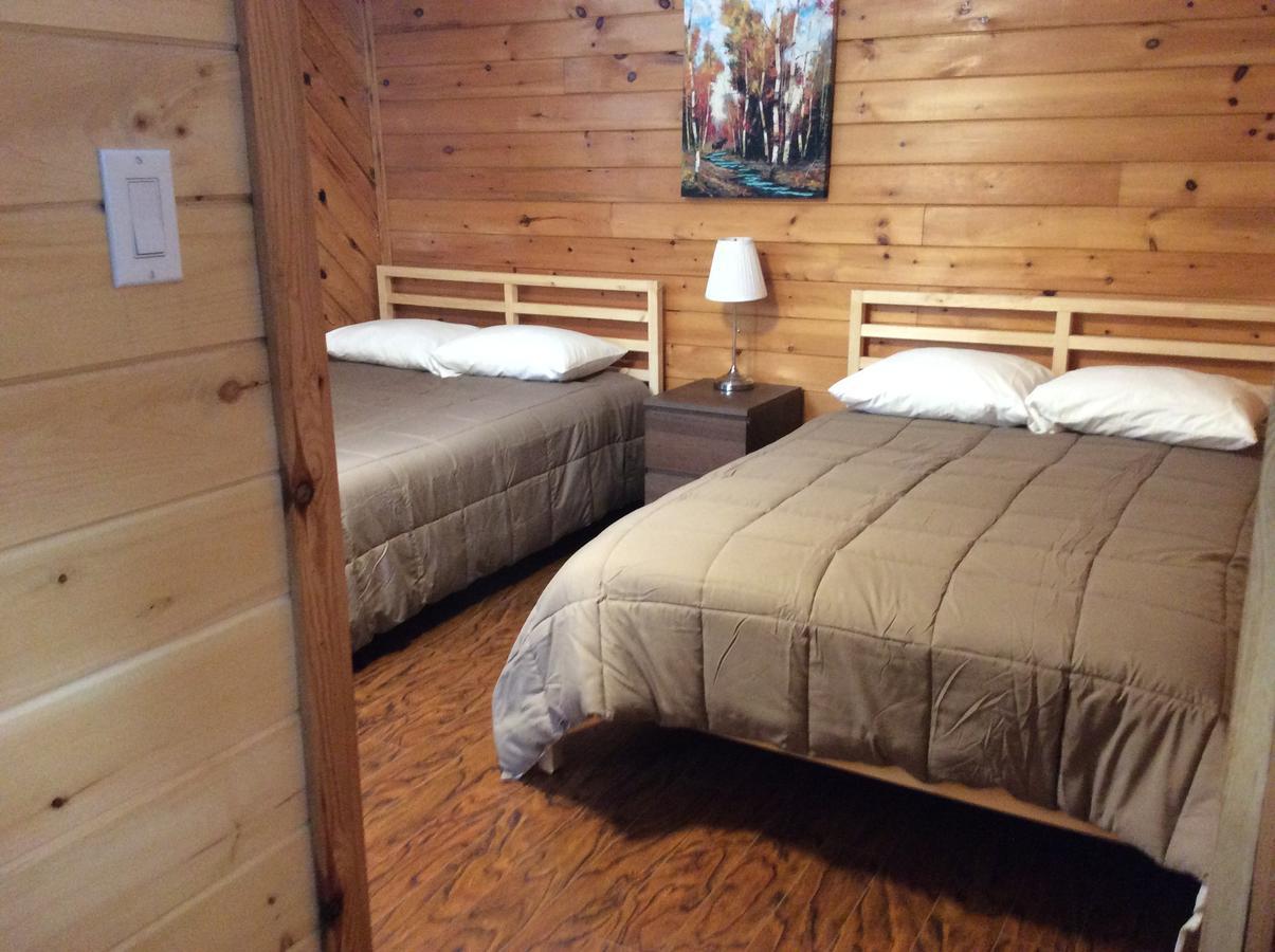 Madawaska Lodge Extérieur photo
