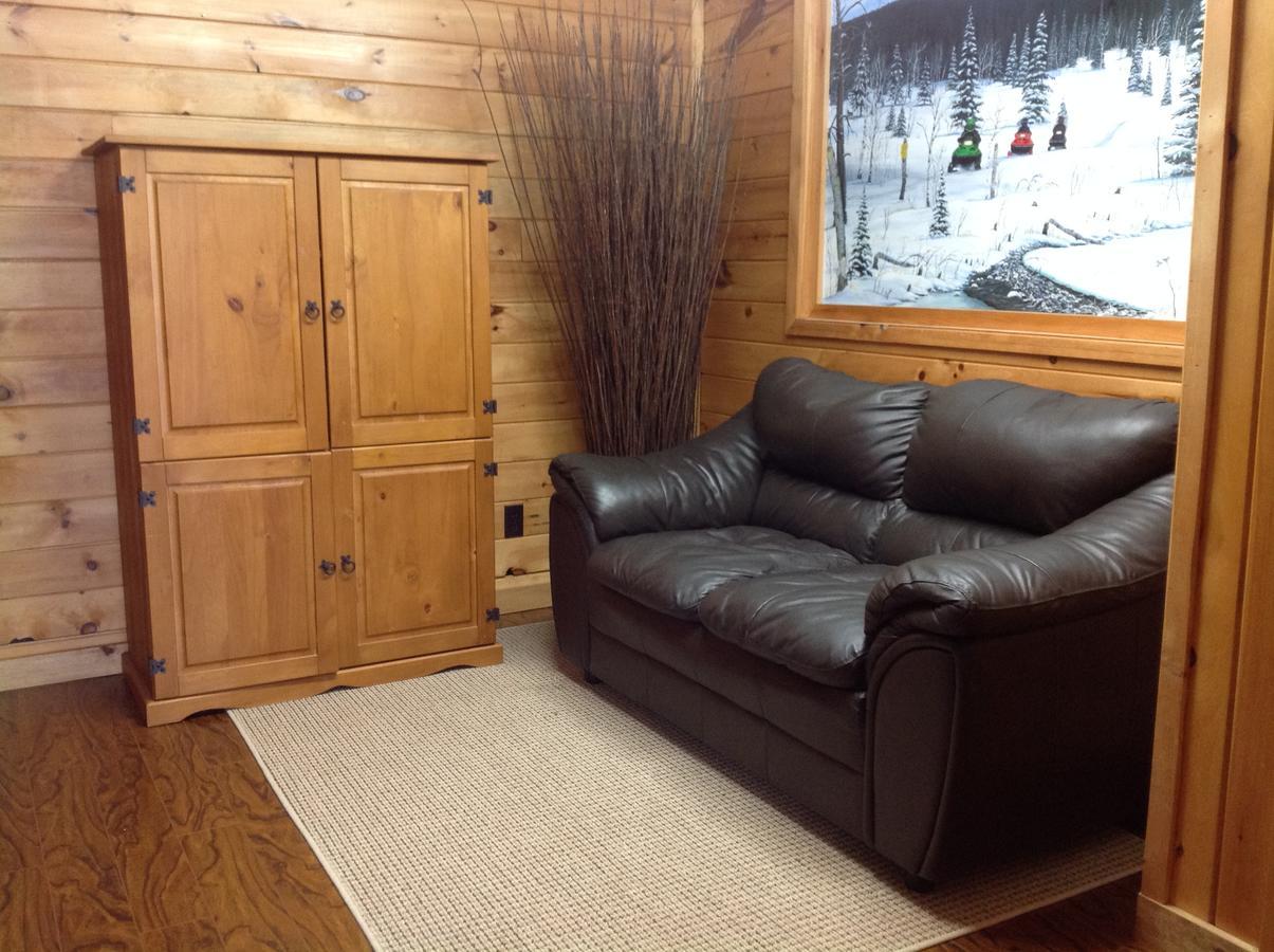 Madawaska Lodge Extérieur photo
